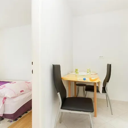 Apartments Varos Split Exterior photo