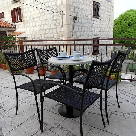 Apartments Varos Split Exterior photo